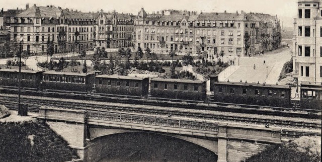 Das Foto aus dem Jahre 1906 zeigt die ...en Fliegern Bomben abgeworfen wurden.   | Foto: Archiv Hans Sigmund