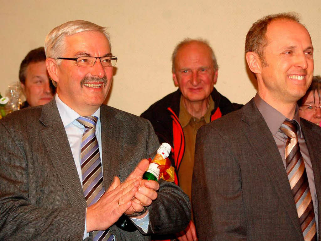 Wahlabend in der Halle Willaringen, fotografiert von Hildegard Siebold, Michael Krug und Michael Gilg