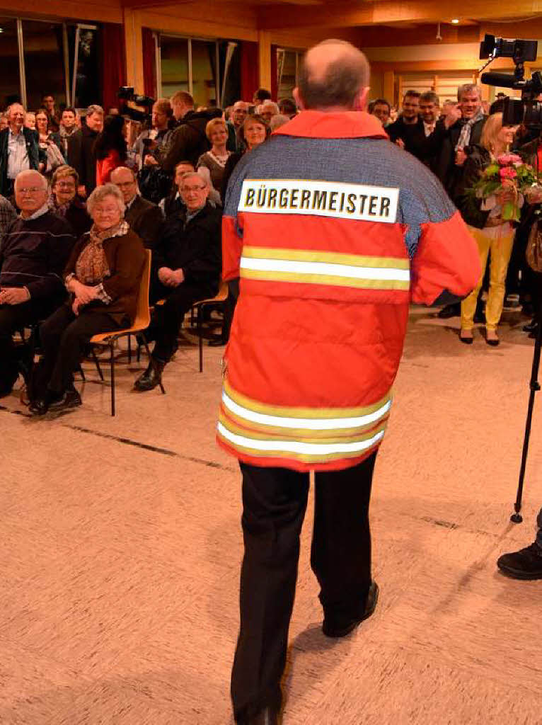 Wahlabend in der Halle Willaringen, fotografiert von Hildegard Siebold, Michael Krug und Michael Gilg