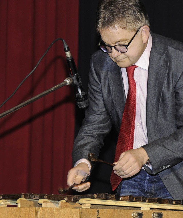 Landtagsprsident Guido Wolf stellte a...ein musikalisches Knnen unter Beweis.  | Foto: Dietmar Noeske