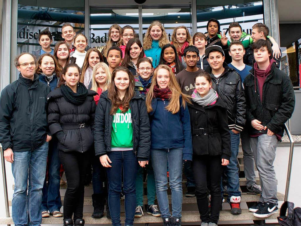 Die Klasse 8b des Wentzinger-Gymnasiums aus Freiburg mit ihrem Lehrer Florian Burghardt