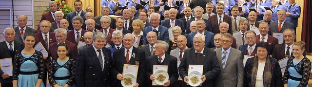 Bis zu 65 Jahre schon singen Mnner un...sangvereine im Ortenauer Chorverband.   | Foto: wolfgang knstle