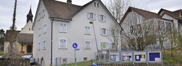 Bald Geschichte: Das Haus Dorfstrae  ...ngen (rechts im Bild)  weichen mssen.  | Foto: Markus Maier