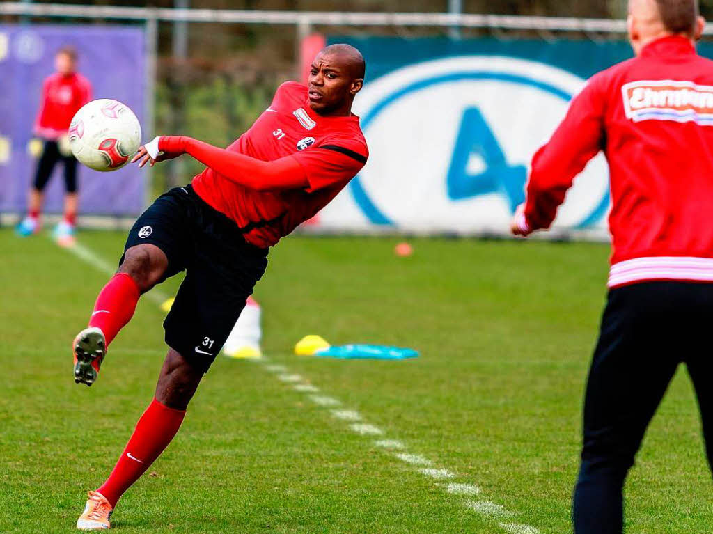 Bei Training ruht die Mannschaft in sich.