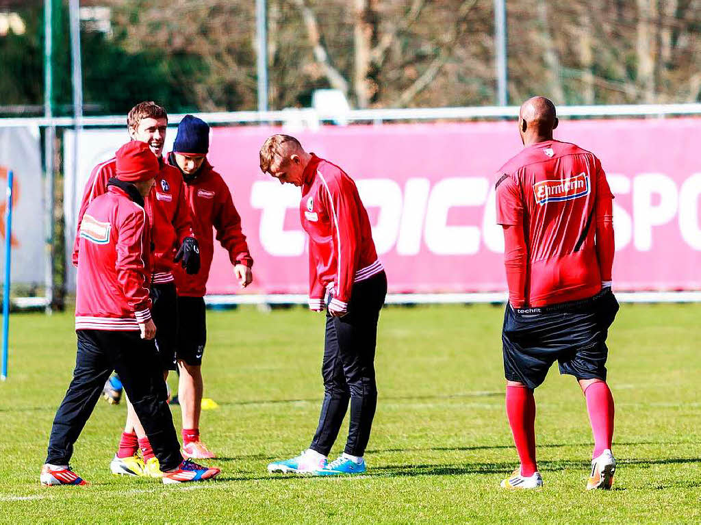 Bei Training ruht die Mannschaft in sich.