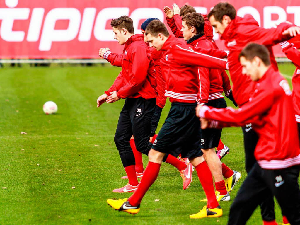 Bei Training ruht die Mannschaft in sich.