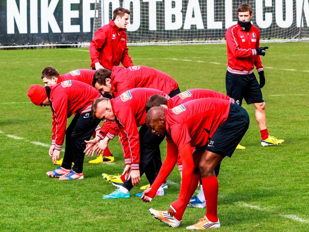 Bei Training ruht die Mannschaft in sich.