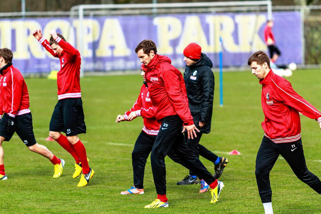 Bei Training ruht die Mannschaft in sich.