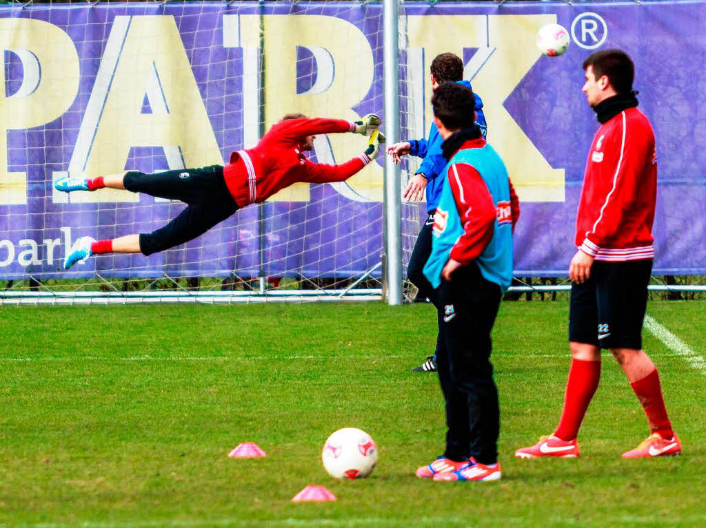 Bei Training ruht die Mannschaft in sich.