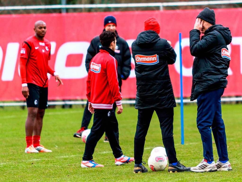 Bei Training ruht die Mannschaft in sich.