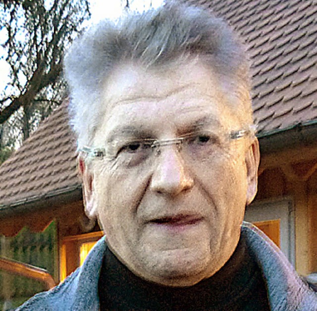 Reinhard Bhler vor dem Heimathaus  | Foto: Hans-E. Meidhof