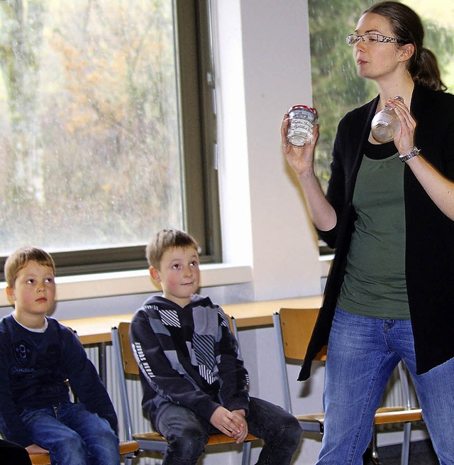 Agns Lamacz wei, wie sie Kinder fr ...an Grundschulen aber auf dem Rckzug.   | Foto: Fabry