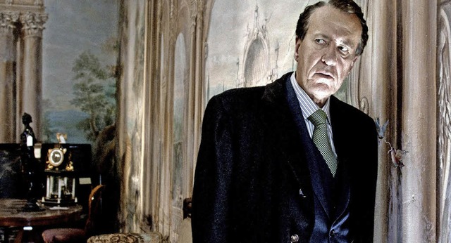 Der Antiquittenhndler nimmt mit sein...len Kundin Kontakt auf: Geoffrey Rush   | Foto: warner