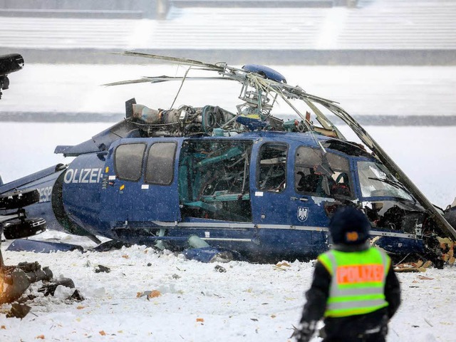 Hubschrauberunfall bei einer bung  | Foto: dpa