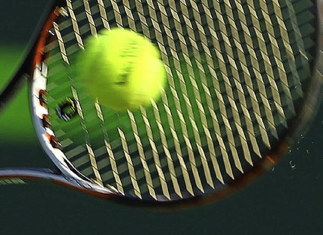 Tennis  spielen ja &#8211;  aber lieber  nicht als Mitglied, so die Devise.   | Foto: AFP