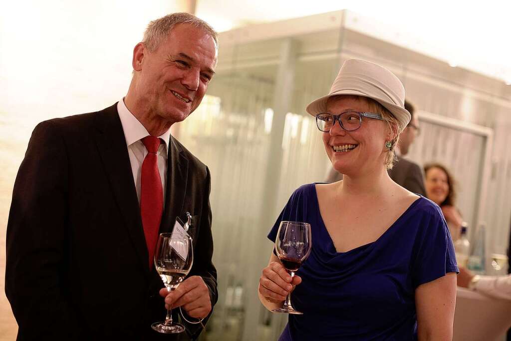Bei der Feier nach der Verleihung: Hans-Peter Christoph, Ulrike Derndinger