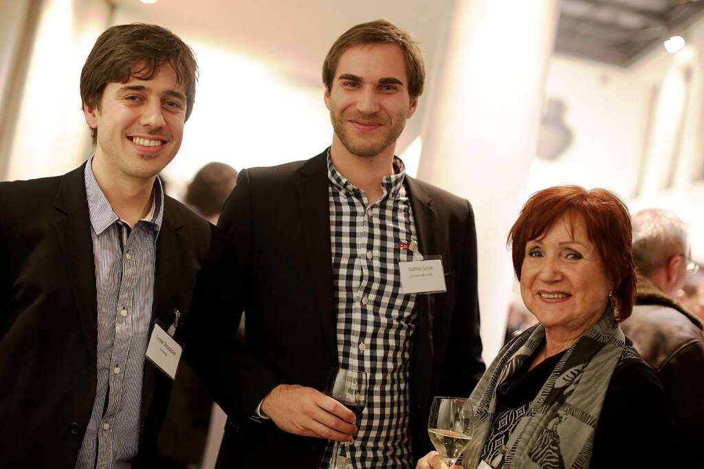 Bei der Feier nach der Verleihung: Torsten Strassacker, Matthias Schle, Dorothea Schle