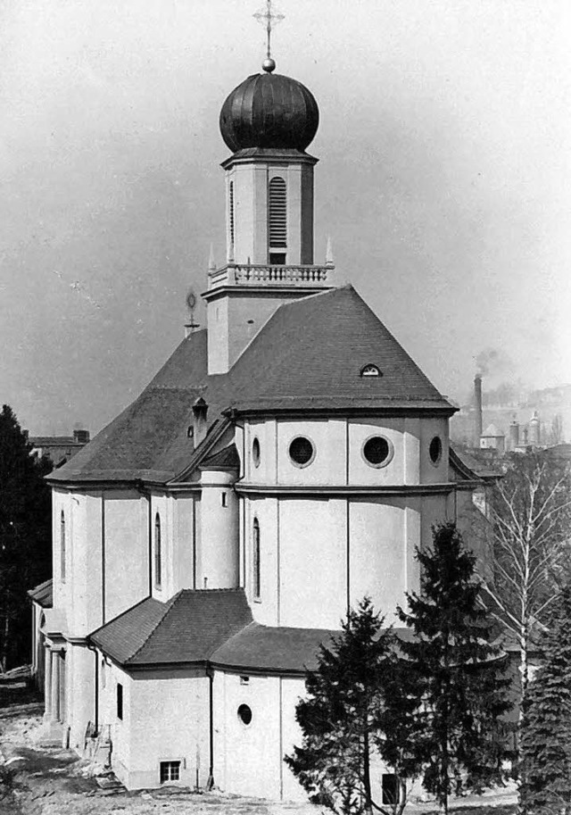 Die 1929 eingeweihte katholische Kirch...&#8211; von Sdosten aus fotografiert.  | Foto: Archiv Pfarrei Maria Hilf