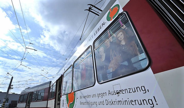 Seit Neuestem ist in Freiburg auch ein...n Zeichen gegen Rassismus setzen soll.  | Foto: Michael Bamberger