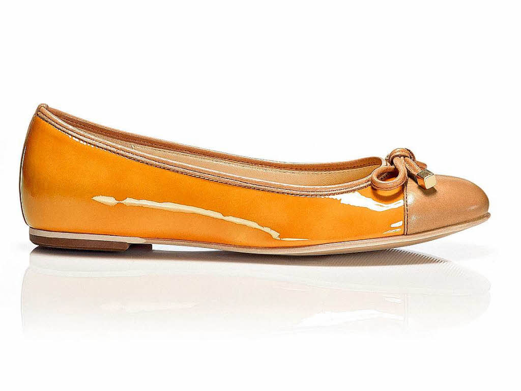 Ballerinas sind auch in diesem Frühjahr weiterhin in Mode - Gabor hat sie zum Beispiel in Gelb (ca. 90 Euro). Ballerinas sind auch in diesem Frühjahr weiterhin in Mode - Gabor hat sie zum Beispiel in Gelb (ca. 90 Euro).