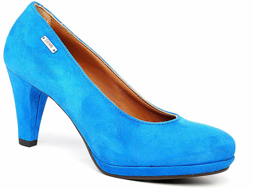 Pumps sind die Klassiker unter den Schuhen fürs Frühjahr. Es gibt sie in allen möglichen Farben, Cinque hat ein Modell in Blau (ca. 160 Euro). Pumps sind die Klassiker unter den Schuhen fürs Frühjahr. Es gibt sie in allen möglichen Farben, Cinque hat ein Modell in Blau (ca. 160 Euro).