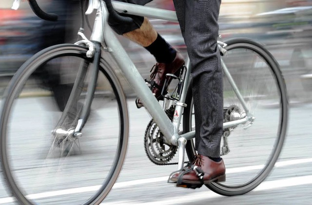 Auf Initiative der Lnder werden besti...rradfahrern  um 5 oder 10 Euro teurer.  | Foto: dpa