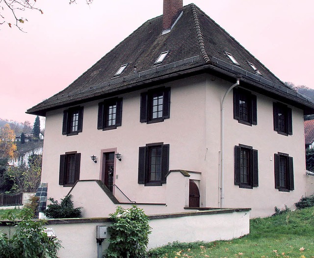 Bevor das Pfarrhaus in Bickensohl nich...die Pfarrstelle nicht ausgeschrieben.   | Foto: archiv:Herbert Trogus