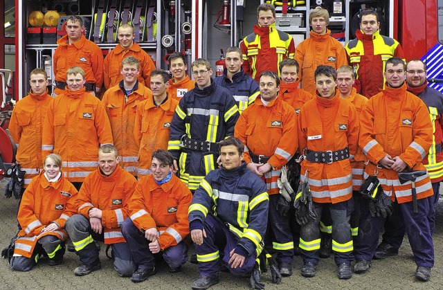 22 Feuerwehrangehrige aus dem Hochsch...sen und sind nun fit fr den Einsatz.   | Foto: Markus Straub