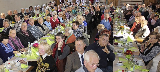 Gut besucht war der Seniorennachmittag der Gemeinde Gottenheim.   | Foto: mario schneberg