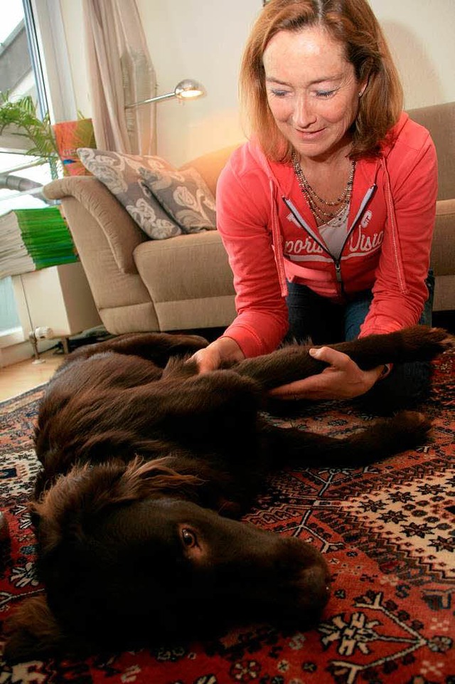 Unter den erfahrenen Hnden von Physio...wird auch der wildeste Hund ganz zahm.  | Foto: Friederike Marx-Kohlstdt