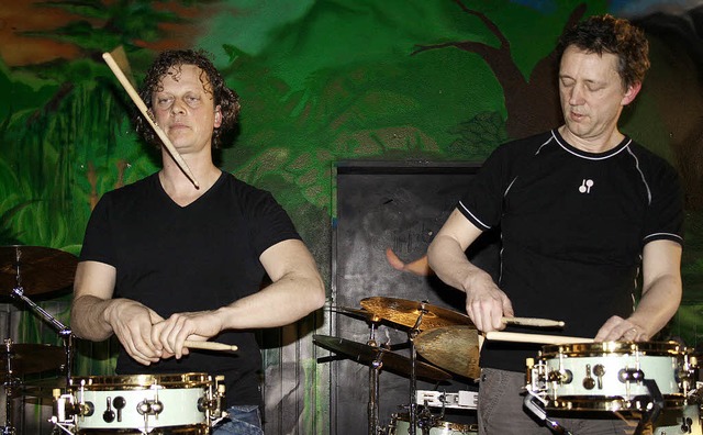 Drumbassadors: Ren Creemers (rechts) und Wim DeVries beim Konzert in Kollnau   | Foto: Karin Heiss