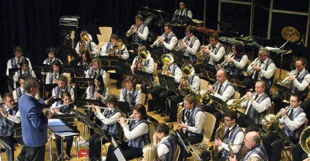 Die Stadtmusik Wehr unter Leitung von Joachim Pflging beim Osterkonzert 2013.  | Foto: michael gottstein