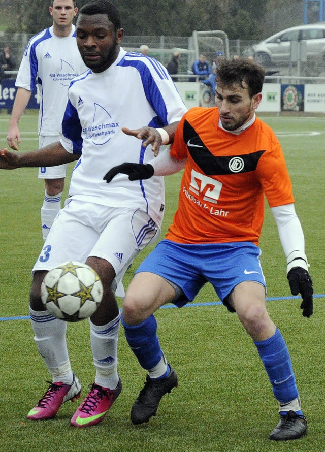 Meller Aziz (rechts) hielt beim LFV die Fden in de Hand.    | Foto:  B. Schaller