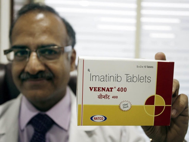 Um dieses Medikament geht es: Veenat 4...achahmung des Novartis-Produkts Givec.  | Foto: dpa