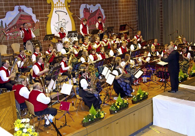 Osterkonzert der Trachtenkapelle Rotha...enhausen unter Leitung von Paul Maurer  | Foto: Christiane Seifried