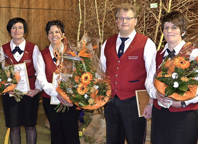 Ehrungen bei der Feuerwehrkapelle Well....v.l.) und Frank Gampp ausgezeichnet.   | Foto: Selz