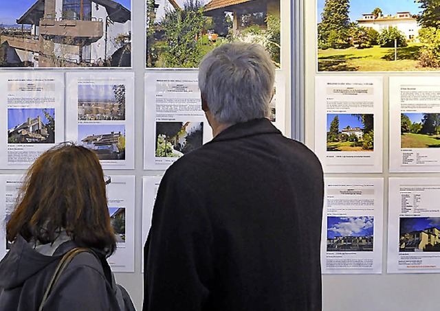 Wer ein Haus kaufen mchte, findet bei der Immo Angebote.  | Foto: Michael Bamberger