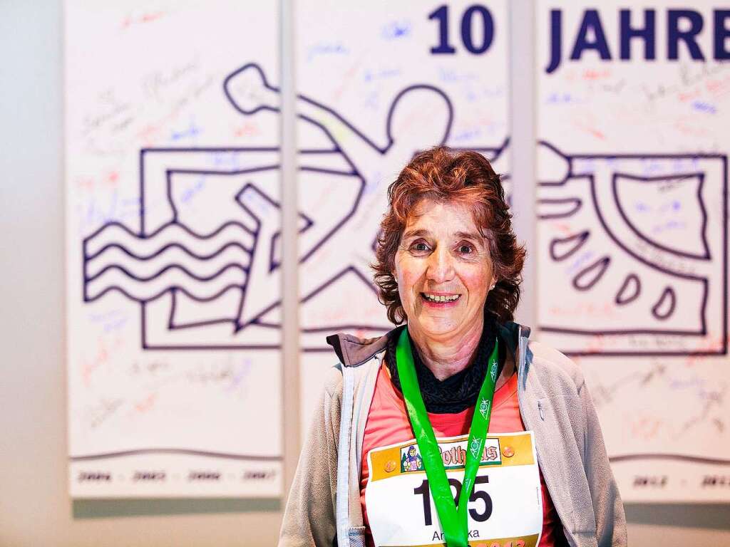 10 Jahre Freiburg-Marathon: In allen Jahren am Start war Angelika Burgert  (21 km, 02h 03min 13sek)