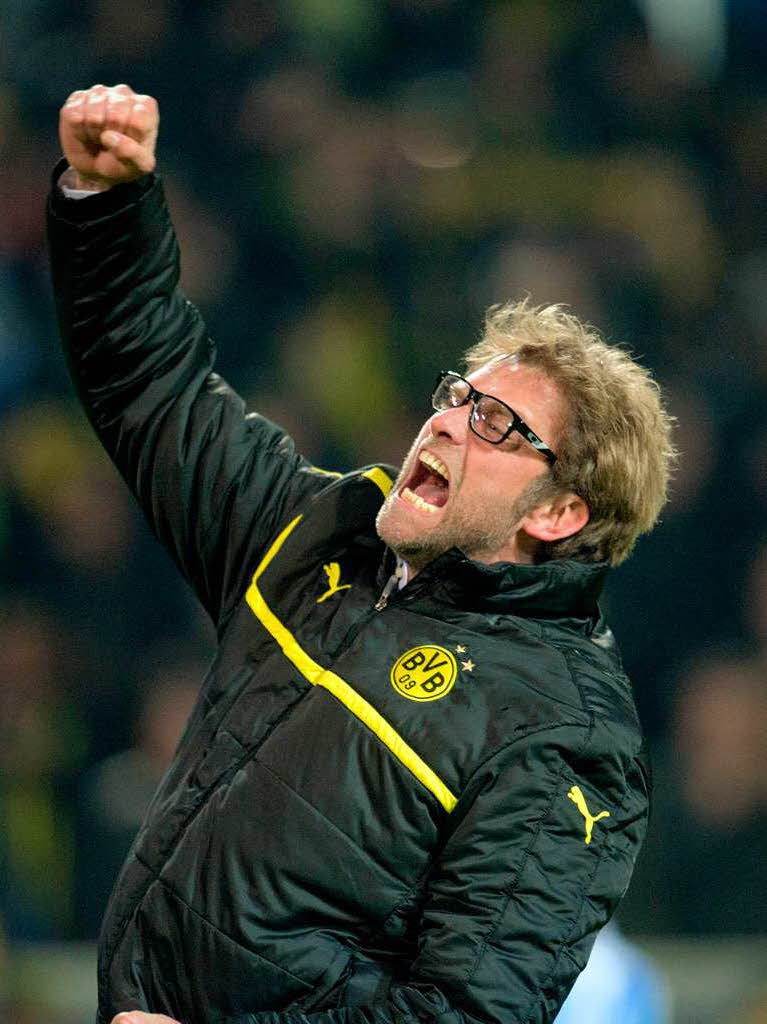 Dortmunds Trainer Jrgen Klopp feiert den Einzug ins Halbfinale der Champions League