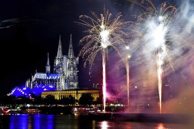 Oper in der Htte? Feuer am Rhein?