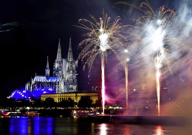 Musik und Feuerwerk vor dem Dom: Die &...hter&#8220; finden am 13. Juli statt.   | Foto: dpa