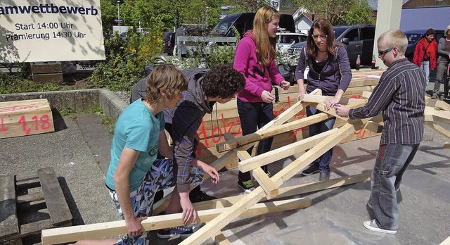 Probieren geht ber Studieren: Zum zwe...die jungen Besucher aktiv  mitmachen.   | Foto: archivfoto: Silke Hartenstein