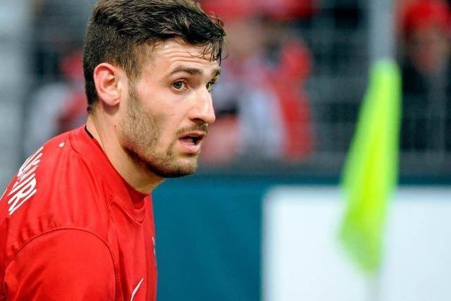 Leverkusen will Caligiuri, Frankfurt flirtet mit Flum