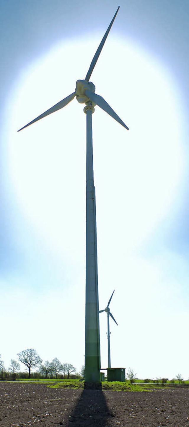 Die  Nutzung von Windenergie wollen di...n und im Hotzenwald gemeinsam planen.   | Foto: DPA