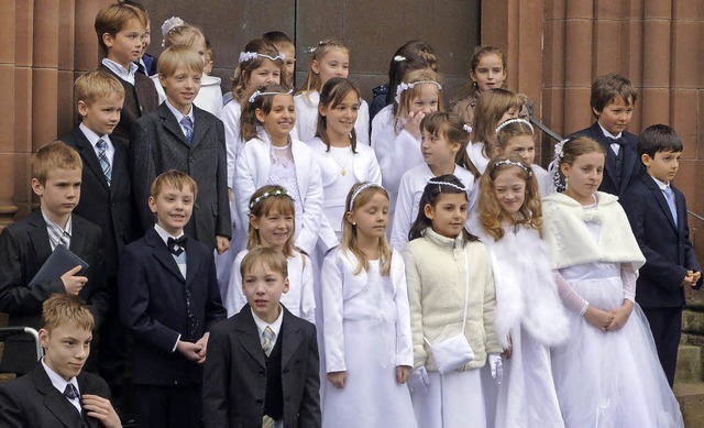 Weier Sonntag: Kommunion feierten Kinder der Pfarrgemeinde St. Bernhard.   | Foto: Privat
