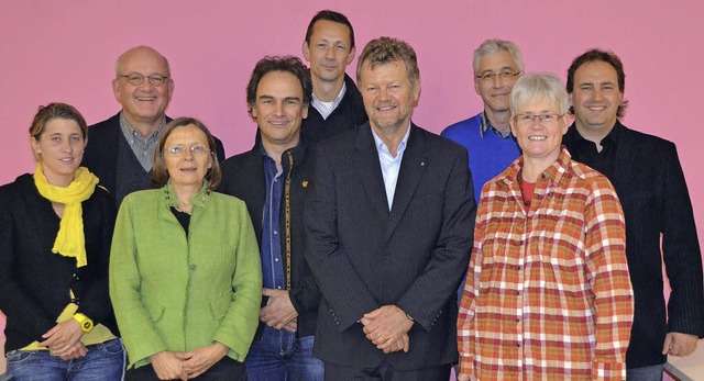 Der Vorstand des OGW-Frdervereins mit...terin Silke Wiener (Dritte von links)  | Foto: Steineck
