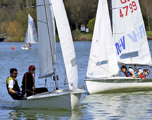 Wendemanver bei der Regatta zum Saisonstart.  | Foto: Roland Vitt