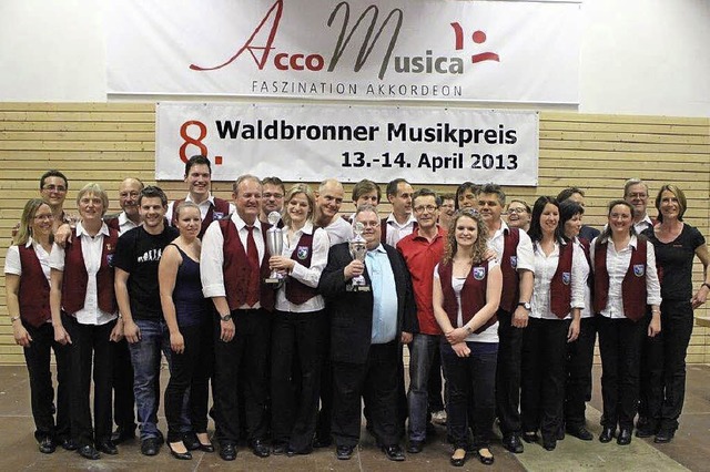 Das  Konzertorchester des Handharmonik...n des  Waldbronner Musikpreises teil.   | Foto: Privat