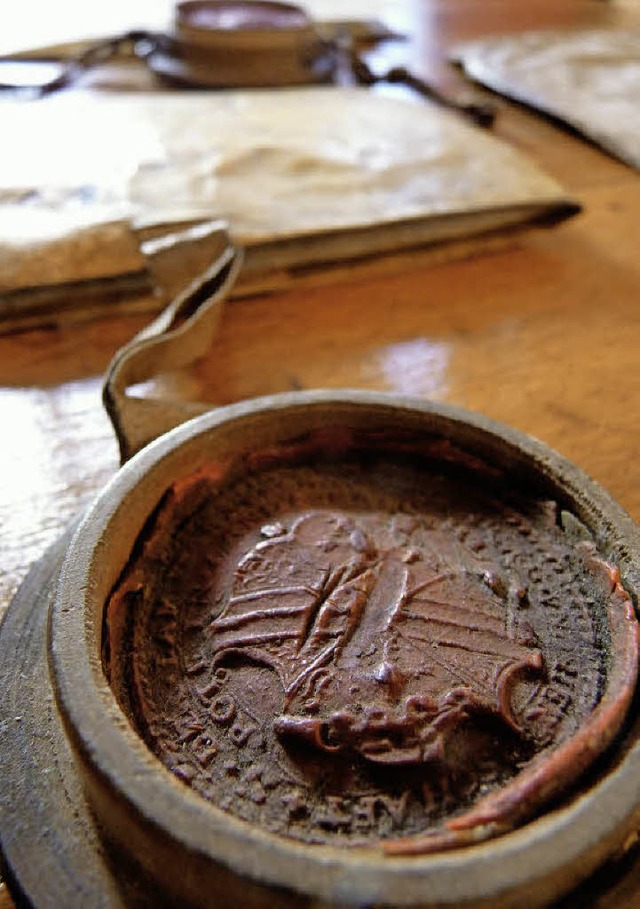 Die ersten Schtze in Ried: Vertrge a...eder und das Siegel aus Sankt Blasien   | Foto: sattelberger