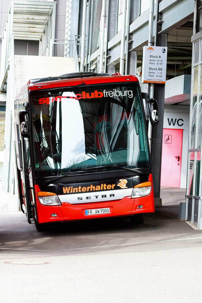 Der SC Freiburg hat sich am Dienstag um 16.30 Uhr  auf dem Weg nach Stuttgart gemacht. Gelingt den Breisgauern gegen die Schwaben der Sprung ins Finale des DFB-Pokals?